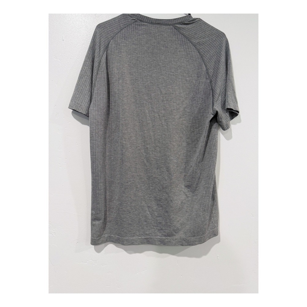 Lululemon Metal Vent Tech Short Sleeve Shirt Heathered Grey Mens Training Top